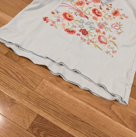 Johnny Was Brielle Floral Embroidered Sweatshirt Gray Medium - Picture 6 of 13